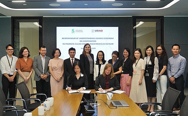 Standard Chartered and the US Agency for International Development (USAID) signed a Memorandum of Understanding (MoU). Photo courtesy of the bank Standard Chartered and the US Agency for International Development (USAID) signed a Memorandum of Understanding (MoU). Photo courtesy of the bank