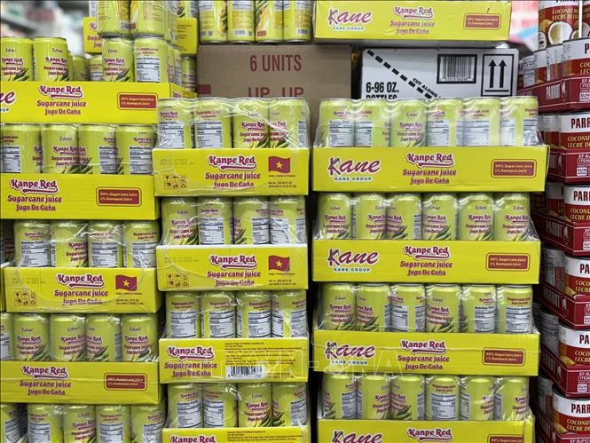 The first cases of Vietnamese canned sugarcane juice have hit supermarket shelves in Miami, the US state of Florida. The first cases of Vietnamese canned sugarcane juice have hit supermarket shelves in Miami, the US state of Florida.