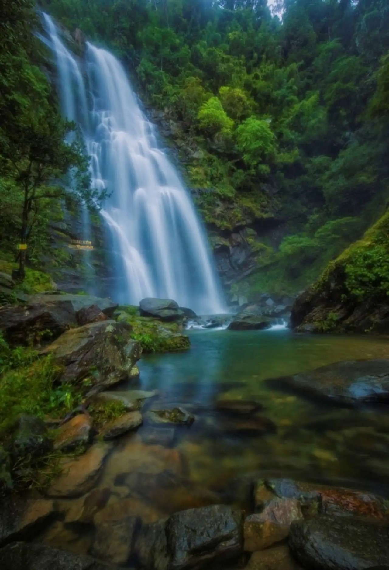 Explore Khe Kem Waterfall – A Fascinating Destination In Pu Mat National Park Explore Khe Kem Waterfall – A Fascinating Destination In Pu Mat National Park