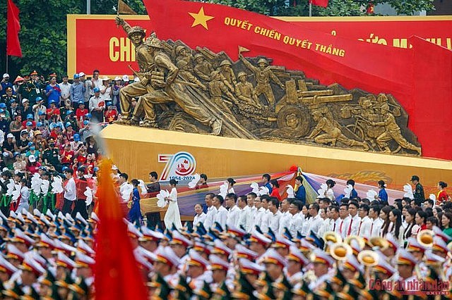 The 70th anniversary of Dien Bien Phu Victory. Photo: congannhandan The 70th anniversary of Dien Bien Phu Victory. Photo: congannhandan