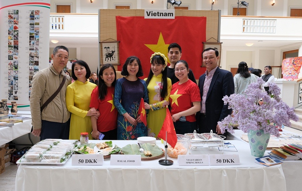 Vietnamese booth at the fair. Vietnamese booth at the fair.