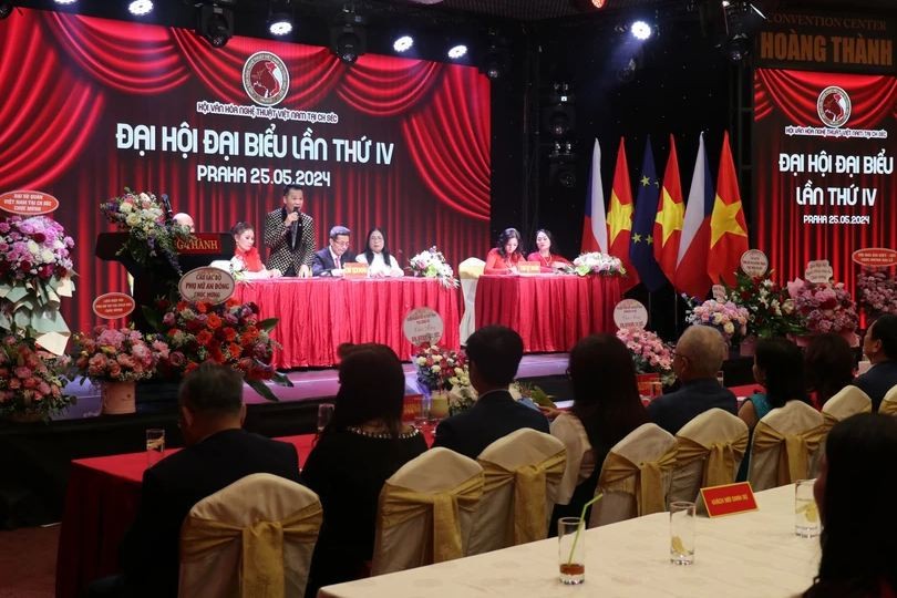 Vietnamese Cultural, Artistic Activities in Czech Lean Towards Homeland, Young Generation Vietnamese Cultural, Artistic Activities in Czech Lean Towards Homeland, Young Generation