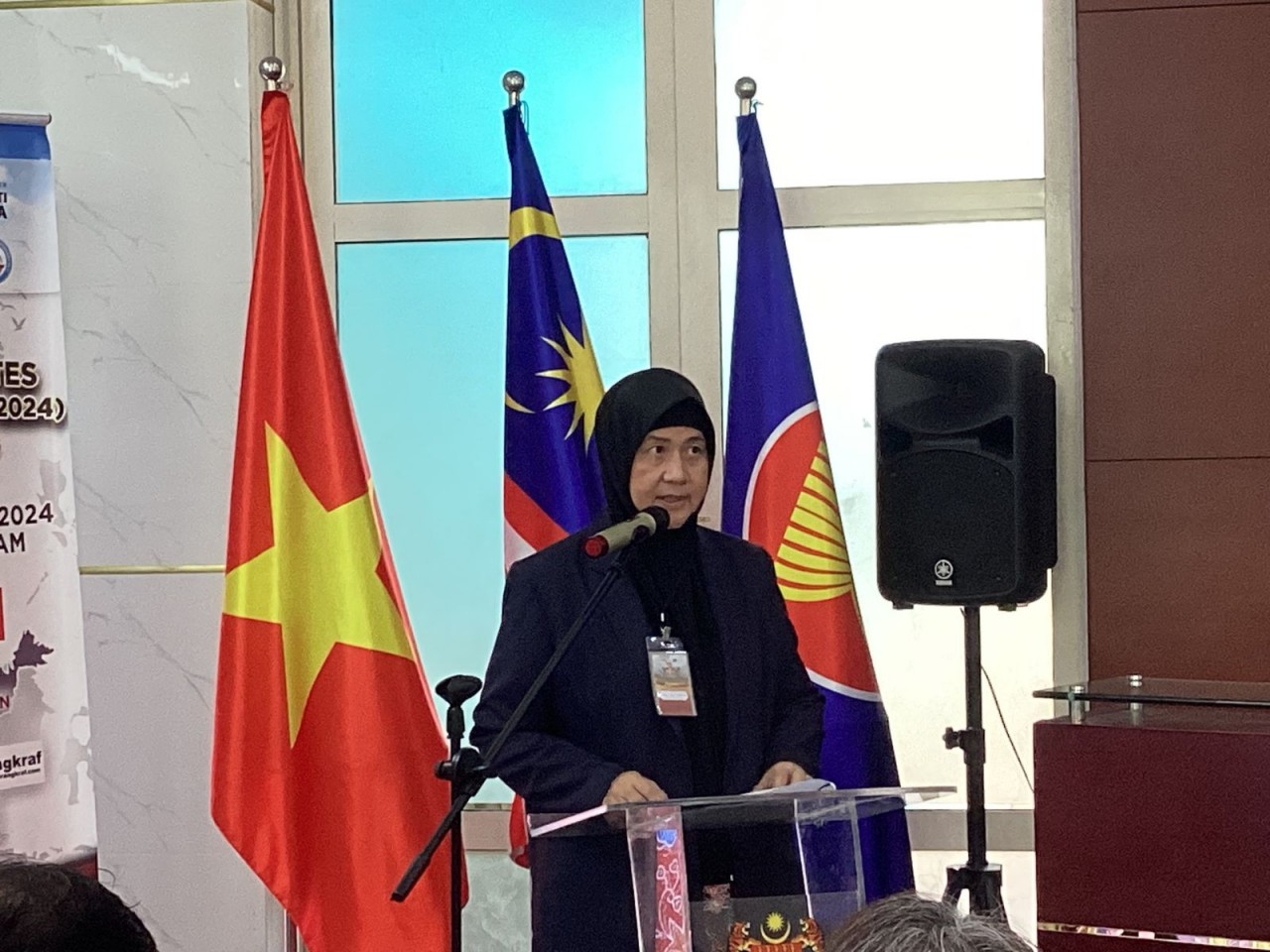 Malaysian Students Want to Learn about Vietnam’s Bamboo Diplomacy Malaysian Students Want to Learn about Vietnam’s Bamboo Diplomacy