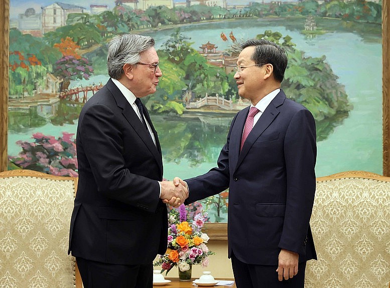 Chairman of Standard Chartered: Vietnam Achieves Significant Growth Chairman of Standard Chartered: Vietnam Achieves Significant Growth