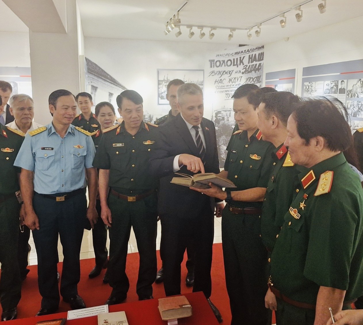 Belarus, Vietnam Share Belarus, Vietnam Share