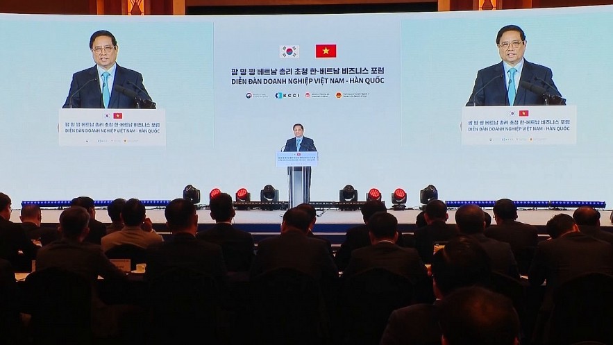Prime Minister Pham Minh Chinh speaks at the Vietnam-RoK business forum. Prime Minister Pham Minh Chinh speaks at the Vietnam-RoK business forum.