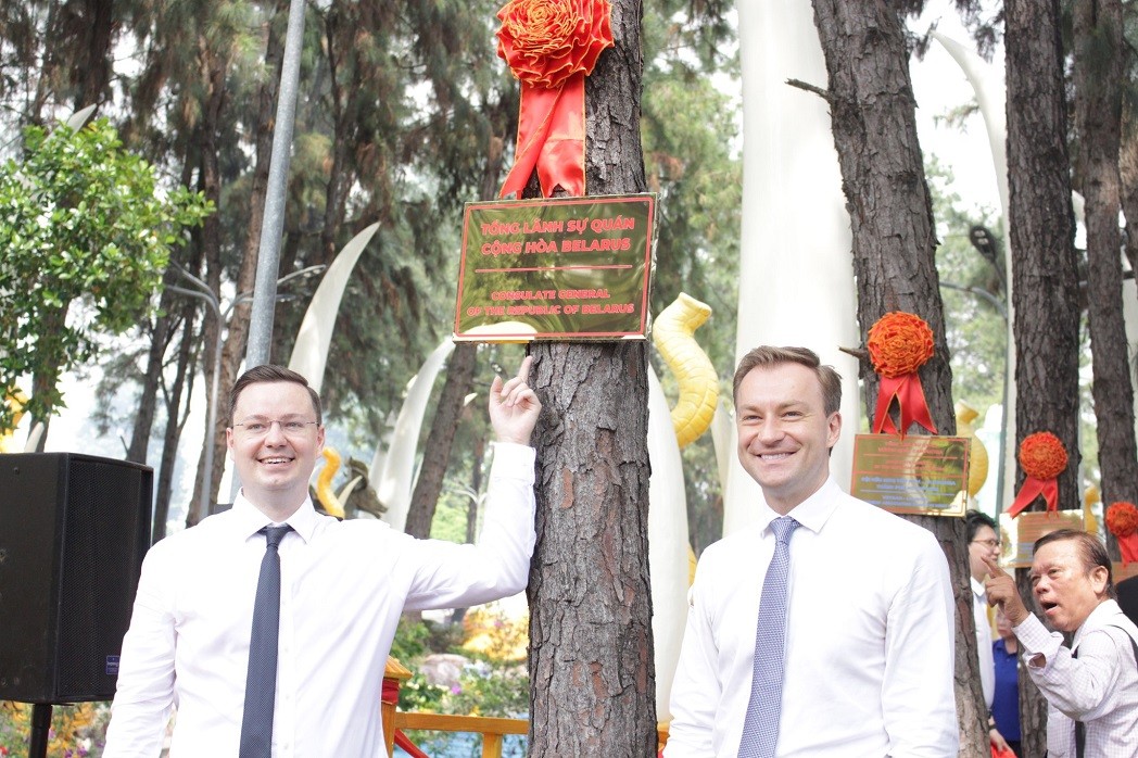 “Friendship Pine Garden” - Symbol of Solidarity, Cooperation and Development “Friendship Pine Garden” - Symbol of Solidarity, Cooperation and Development