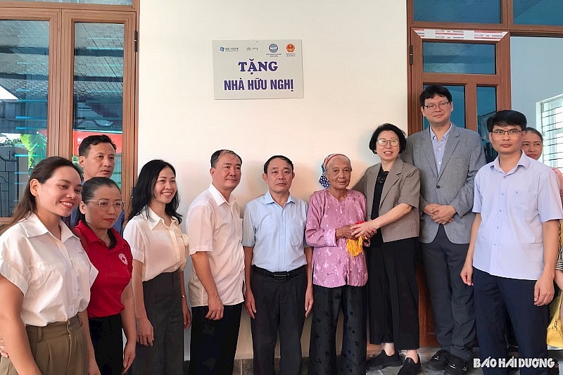 Korean Organization Donates Houses to Poor Households in Hai Duong Korean Organization Donates Houses to Poor Households in Hai Duong