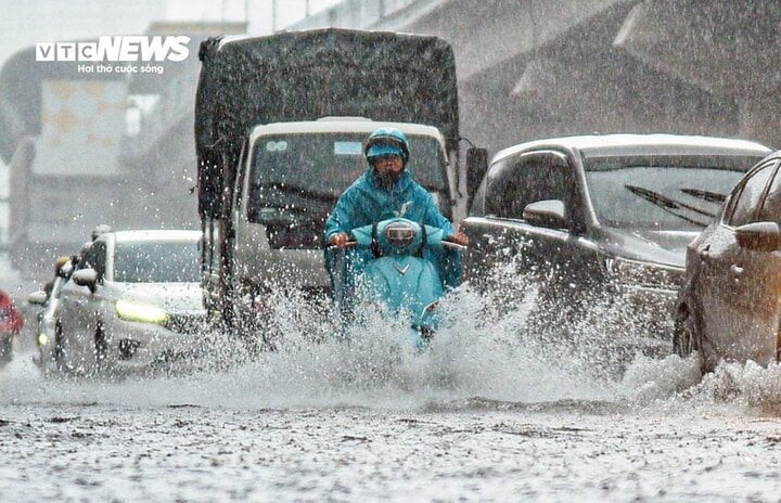 Vietnam’s Weather Forecast (July 23): Heavy Rain With Strong Wind In The North Vietnam’s Weather Forecast (July 23): Heavy Rain With Strong Wind In The North