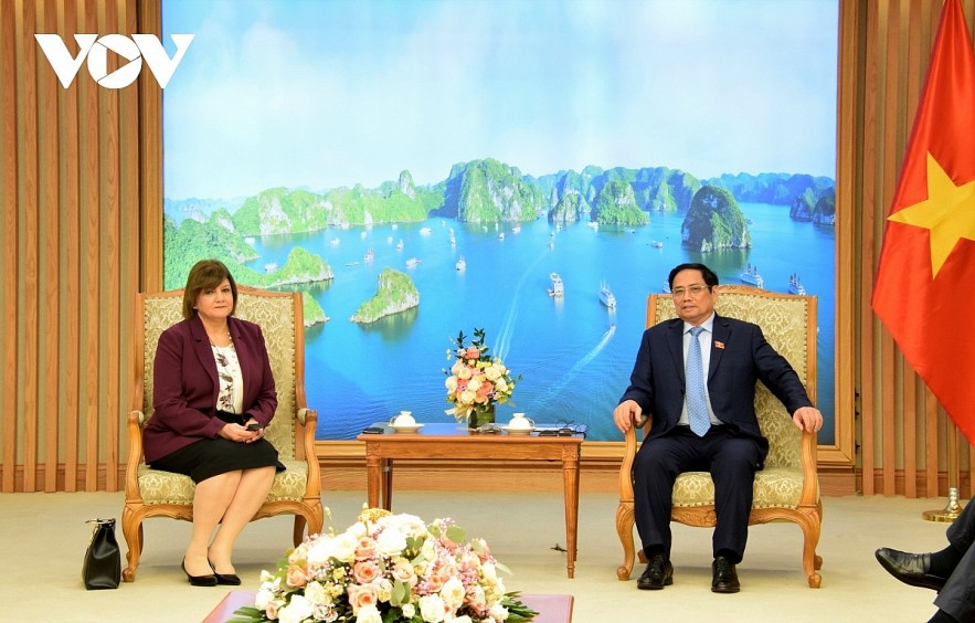 Vietnamese Prime Minister Pham Minh Chinh (R) receives Egyptian Ambassador to Vietnam Amal Abdel Kader Almorsi Salama in Hanoi in July 2023. Vietnamese Prime Minister Pham Minh Chinh (R) receives Egyptian Ambassador to Vietnam Amal Abdel Kader Almorsi Salama in Hanoi in July 2023.