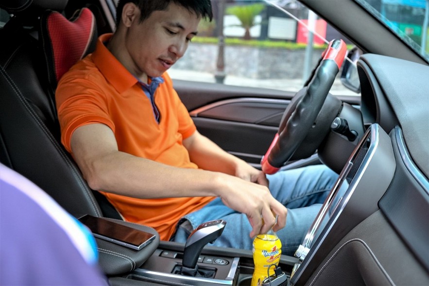 Drivers Reveal How They Quickly Recharge Energy on the Road Drivers Reveal How They Quickly Recharge Energy on the Road