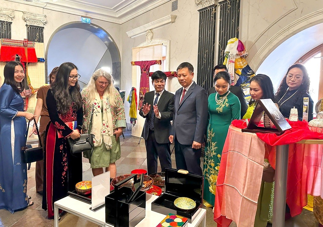 Stockholm Friendship Concert Celebrates 55 Years of Viet Nam – Sweden Stockholm Friendship Concert Celebrates 55 Years of Viet Nam – Sweden