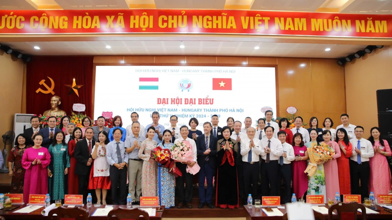 Dang Vu Nhat Thang Re-elected as Chairman of Hanoi's Vietnam - Hungary Friendship Association Dang Vu Nhat Thang Re-elected as Chairman of Hanoi's Vietnam - Hungary Friendship Association