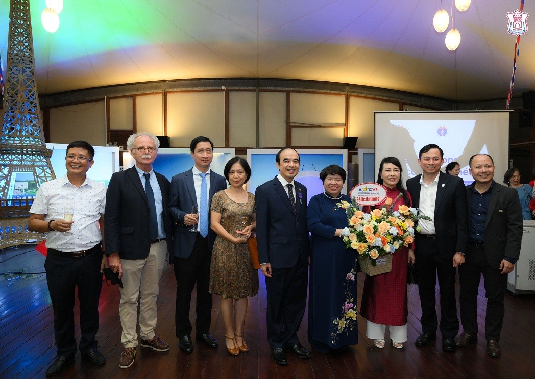 Club of Former Doctors, Pharmacists Studying in France Debuts Club of Former Doctors, Pharmacists Studying in France Debuts