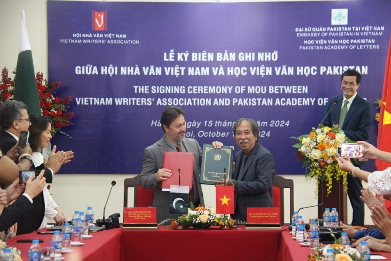 Kieu Tales, Diaries in Prison to Reach South Asian Readers Kieu Tales, Diaries in Prison to Reach South Asian Readers