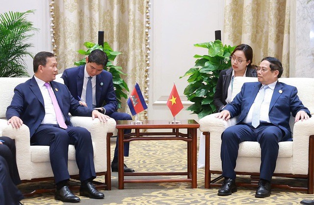 Prime Minister Pham Minh Chinh meets with Cambodian counterpart Hun Manet in Kunming, China’s Yunnan province, November 6, 2024. Photo: VGP Prime Minister Pham Minh Chinh meets with Cambodian counterpart Hun Manet in Kunming, China’s Yunnan province, November 6, 2024. Photo: VGP