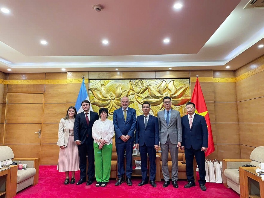 Vietnam - Argentina Relations Further Enhanced through People-to-people Diplomacy Vietnam - Argentina Relations Further Enhanced through People-to-people Diplomacy