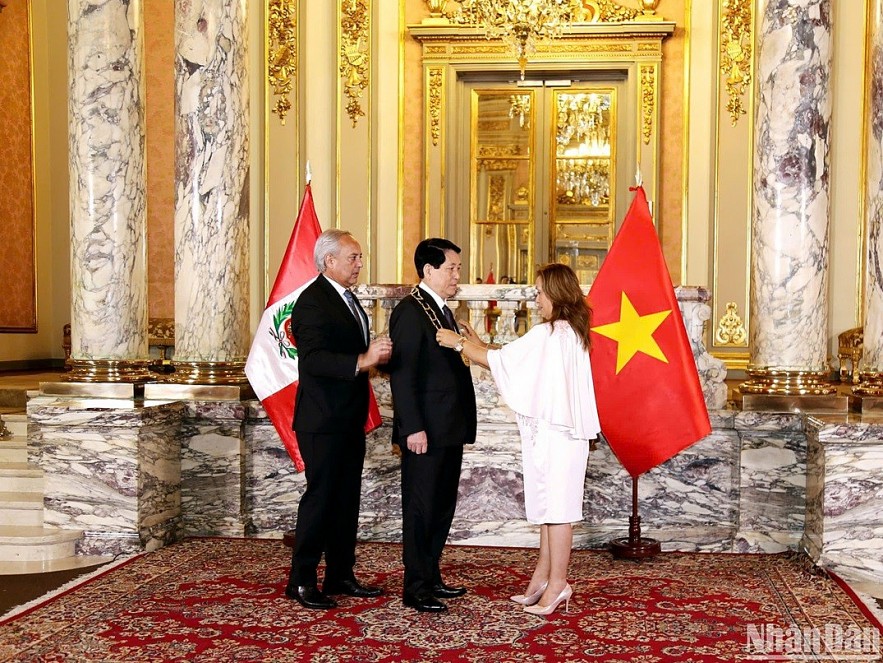 President Luong Cuong Honored with “The Sun of Peru” Order President Luong Cuong Honored with “The Sun of Peru” Order