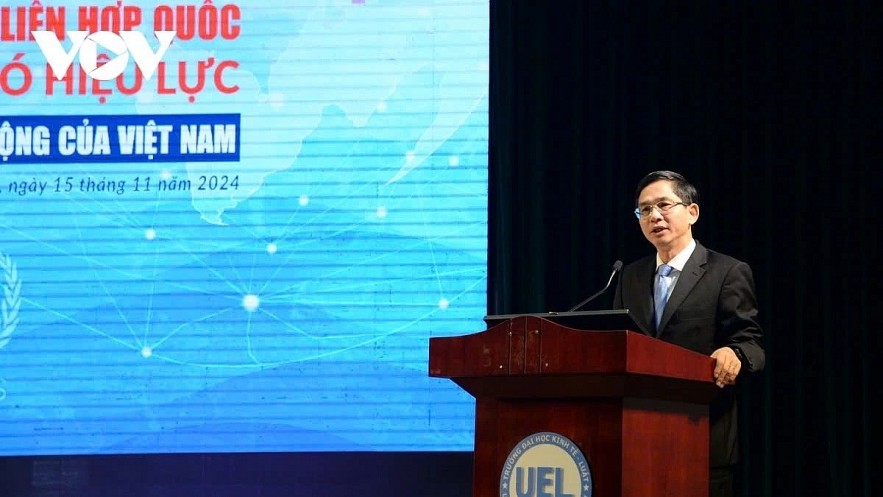 Assoc. Prof. Dr. Hoang Cong Gia Khanh, rector of University of Economics and Law, speaks at the seminar looking into 30 years of the enforcement of the 1982 United Nations Convention on the Law of the Sea (UNCLOS). Assoc. Prof. Dr. Hoang Cong Gia Khanh, rector of University of Economics and Law, speaks at the seminar looking into 30 years of the enforcement of the 1982 United Nations Convention on the Law of the Sea (UNCLOS).