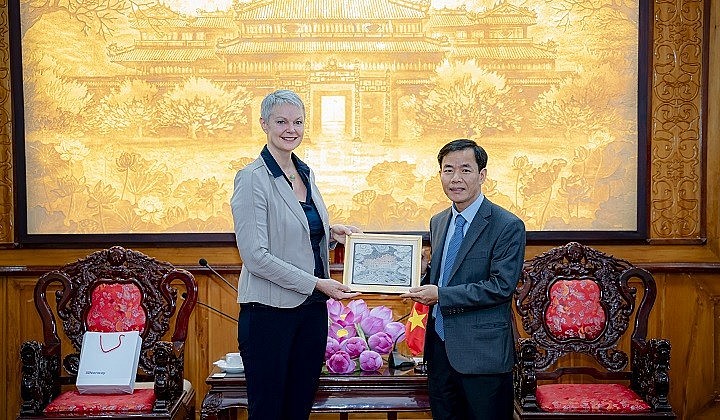 Enhance Collaboration to Strengthen Thua Thien Hue - Norway Partnership Enhance Collaboration to Strengthen Thua Thien Hue - Norway Partnership