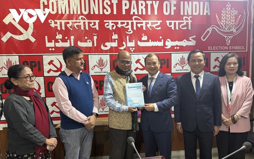 Vietnam, India Strengthen Cooperation through Party channels Vietnam, India Strengthen Cooperation through Party channels