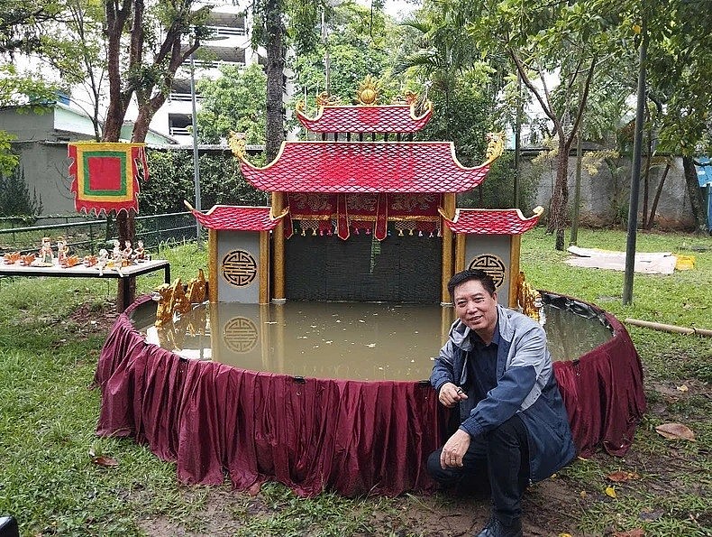 Artist Phan Thanh Liem: Water Puppet Stuns Brazilian Audience Artist Phan Thanh Liem: Water Puppet Stuns Brazilian Audience
