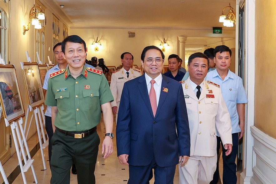 Strengthening Party's Leadership to Safeguard National Security Amid International Integration (Part 1) Strengthening Party's Leadership to Safeguard National Security Amid International Integration (Part 1)
