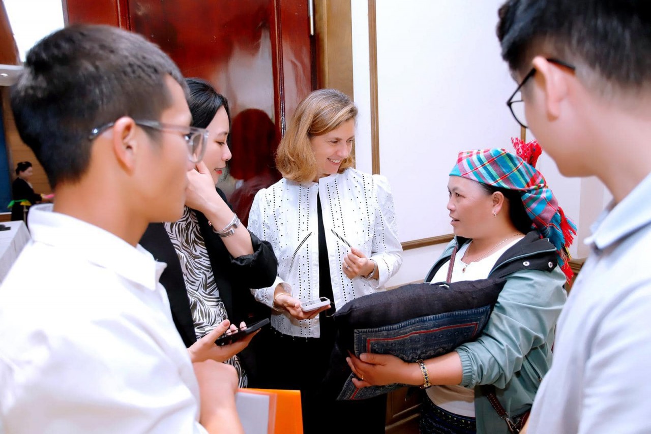 A new initiative, “SMEs Promote Resilience, Inclusion, and Innovative Transformation” (SPRINT), has been launched in Yen Bai City to strengthen Canada-Vietnam cooperation for inclusive and sustainable growth. A new initiative, “SMEs Promote Resilience, Inclusion, and Innovative Transformation” (SPRINT), has been launched in Yen Bai City to strengthen Canada-Vietnam cooperation for inclusive and sustainable growth.