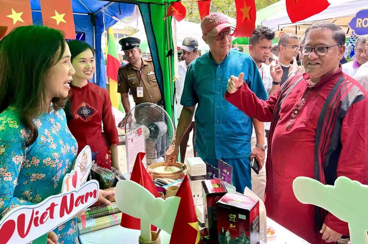 Vietnam Joins Festival Celebrating Cultural Connectivity Vietnam Joins Festival Celebrating Cultural Connectivity