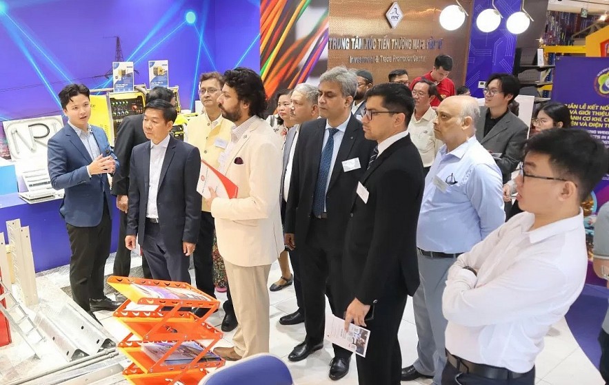 Vietnamese and Indian Businesses Strengthen Investment And Trade Cooperation Vietnamese and Indian Businesses Strengthen Investment And Trade Cooperation
