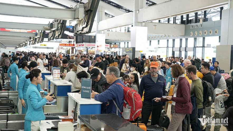 Passenger traffic at Noi Bai International Airport is expected to increase significantly in the coming days. Photo: N. Ha Passenger traffic at Noi Bai International Airport is expected to increase significantly in the coming days. Photo: N. Ha