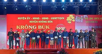 Vietnamese Across Nation Welcome Year of the Snake Vietnamese Across Nation Welcome Year of the Snake