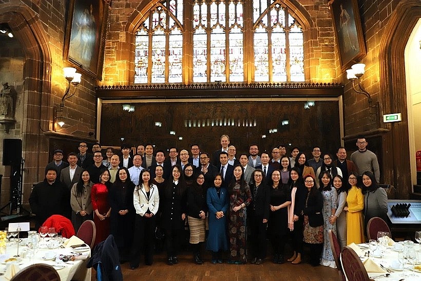 At the recent general meeting of VIS in Coventry city (Photo: VNA) At the recent general meeting of VIS in Coventry city (Photo: VNA)