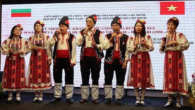 A welcome cultural performance at the gathering celebrating the 147th National Day of Bulgaria. (Photo: Saigon Giai Phong Newspaper) A welcome cultural performance at the gathering celebrating the 147th National Day of Bulgaria. (Photo: Saigon Giai Phong Newspaper)