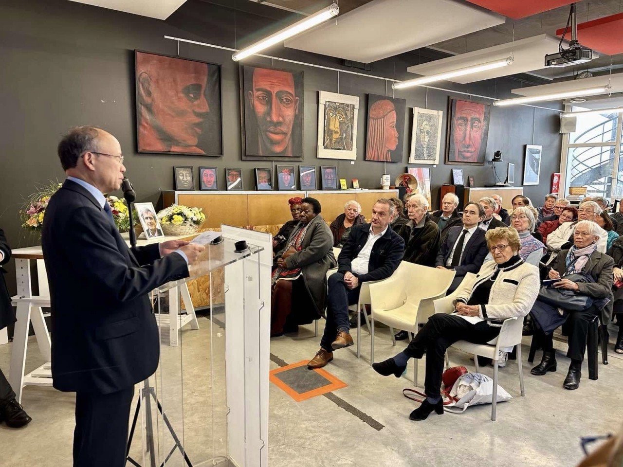 Farewell to A Faithful Friend of Vietnam - Professor Jean - Pierre Archambault Farewell to Professor Jean Pierre Archambault - a Faithful Friend of Vietnam