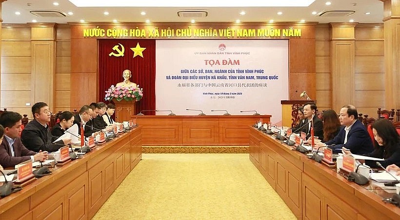 An overview of the meeting (Photo: vinhphuc.gov.vn) An overview of the meeting (Photo: vinhphuc.gov.vn)