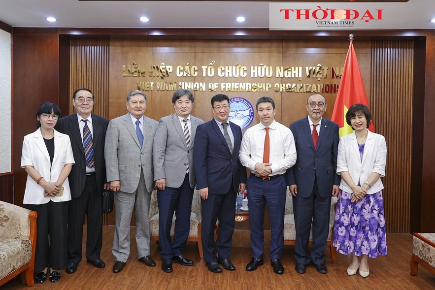 Delegation of Retired Mongolian Diplomats Promotes People-to-people Cooperation with Vietnam Delegation of Retired Mongolian Diplomats Promotes People-to-people Cooperation with Vietnam