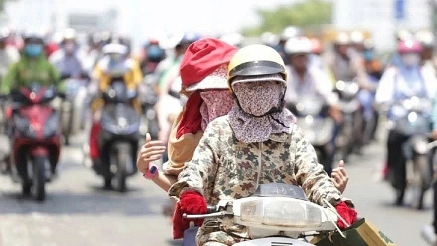 New heatwave sweeps across Northern and Central Vietnam, starting May 31 with daytime temperatures rising to 39°C. (Illustration) New heatwave sweeps across Northern and Central Vietnam, starting May 31 with daytime temperatures rising to 39°C. (Illustration)