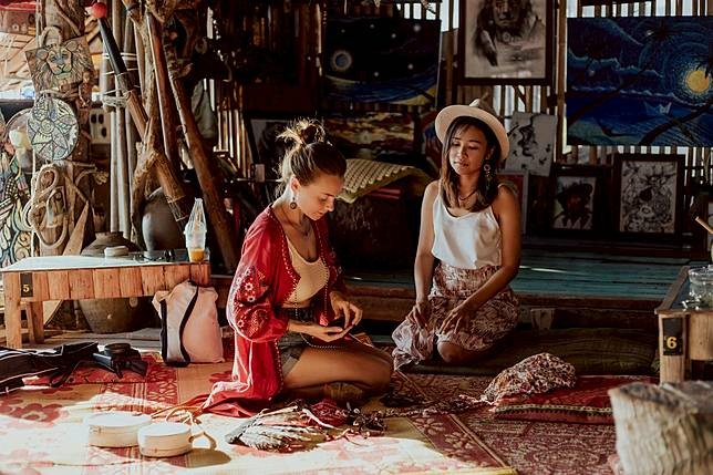 Foreign tourists seek genuine experiences that nourish both body and spirit. (Photo: world.thaipbs.or.th)