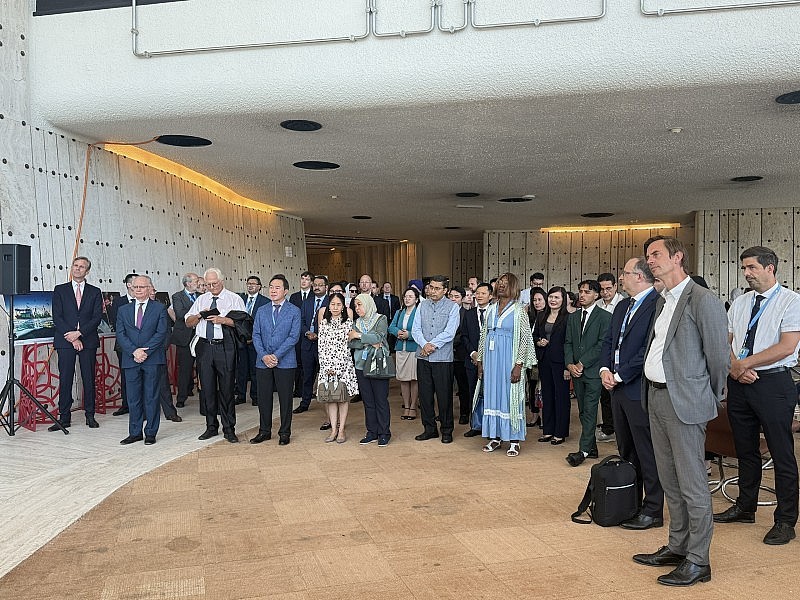 The opening ceremony was attended by representatives from the UN Office in Geneva, delegates from various UN Treaty Bodies, over 20 ambassadors and heads of delegations from member states of the Human Rights Council, and more than 40 delegates attending the 59th session of the Council. The opening ceremony was attended by representatives from the UN Office in Geneva, delegates from various UN Treaty Bodies, over 20 ambassadors and heads of delegations from member states of the Human Rights Council, and more than 40 delegates attending the 59th session of the Council.