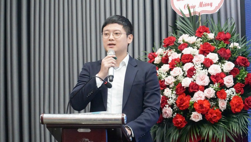 Career Opportunities in Vietnamese Language and Culture in Foreign Companies: Perspective from RoK's Employer Career Opportunities in Vietnamese Language and Culture in Foreign Companies: Perspective from RoK's Employer