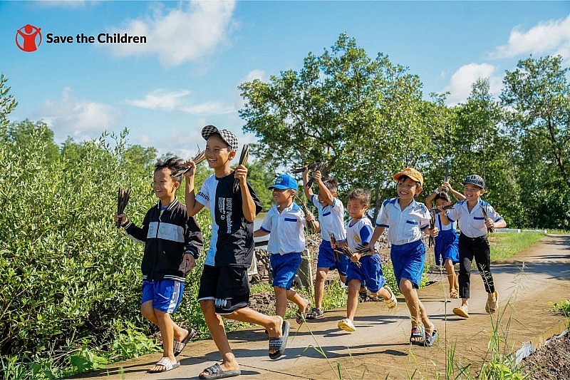 Save the Children Provides Disaster Response Solutions to Children and Communities Save the Children Provides Disaster Response Solutions to Children and Communities