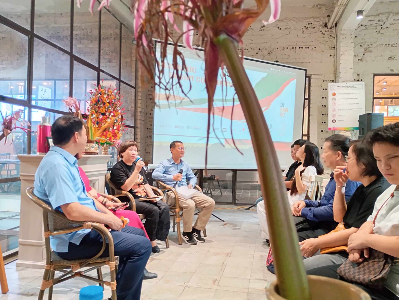 'Old Stories Told Anew': When Heritage Transform into Cultural Products