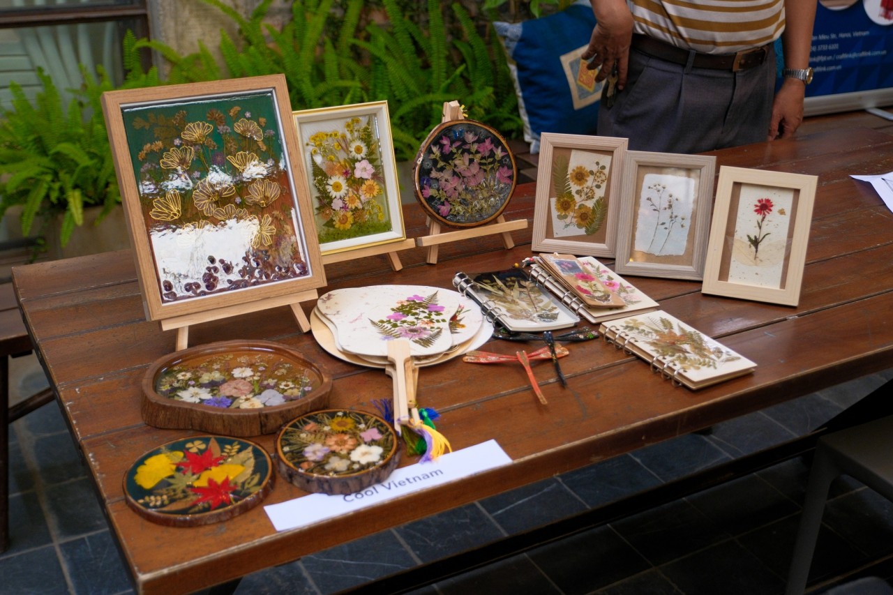 'Old Stories Told Anew': When Heritage Transform into Cultural Products