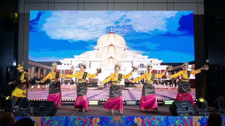 Vietnam - Malaysia Tourism Cooperation Towards "Visit Malaysia 2026" Vietnam - Malaysia Tourism Cooperation Towards "Visit Malaysia 2026"