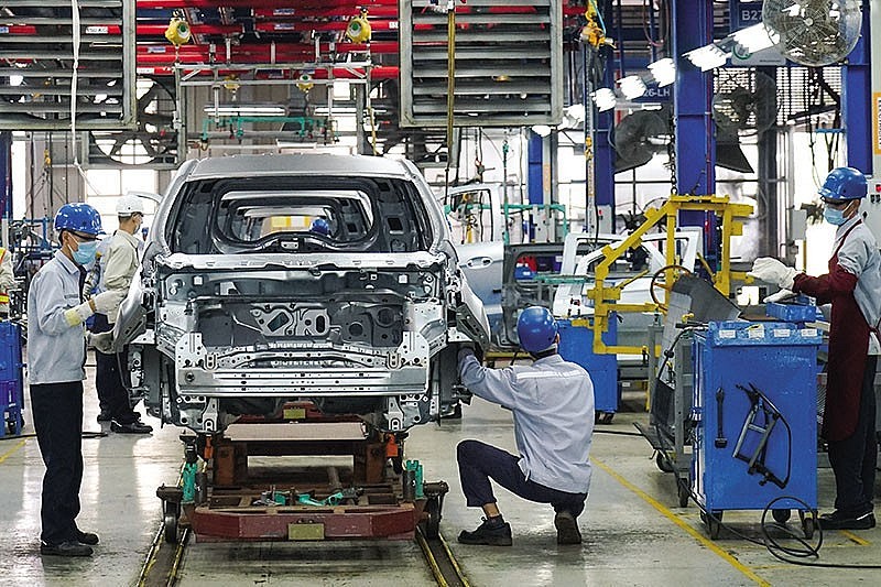 An increasing number of major corporations, particularly from Europe and the US, are investing in Vietnam. (Photo: baodautu.vn) An increasing number of major corporations, particularly from Europe and the US, are investing in Vietnam. (Photo: baodautu.vn)