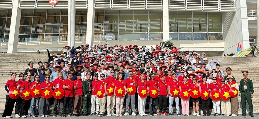 Overseas Vietnamese Join Independence Day Parade: Proud Steps on the Day of Return Overseas Vietnamese Join Independence Day Parade: Proud Steps on the Day of Return