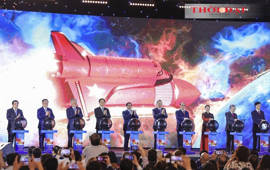 National Achievements Exhibition Opens: Journey from National Independence to Aspiration for Prosperity National Achievements Exhibition Opens: Journey from National Independence to Aspiration for Prosperity
