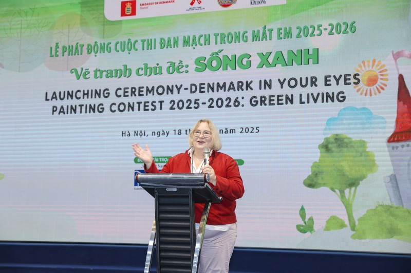 Education Counsellor of the Danish Embassy in Vietnam speaking at the launching ceremony. (Photo: Dinh Hoa) Education Counsellor of the Danish Embassy in Vietnam speaking at the launching ceremony. (Photo: Dinh Hoa)