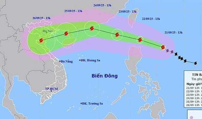 Typhoon Ragasa intensifies continuously, moving swiftly into the East Sea (Source: NCHMF) Typhoon Ragasa intensifies continuously, moving swiftly into the East Sea (Source: NCHMF)